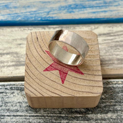 Hammered Ring - Size R