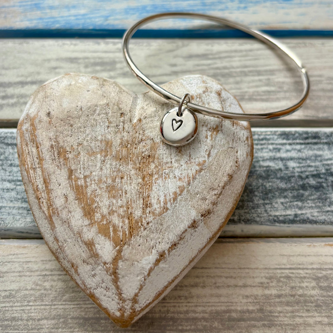 Loveheart Nugget II - sterling silver bangle